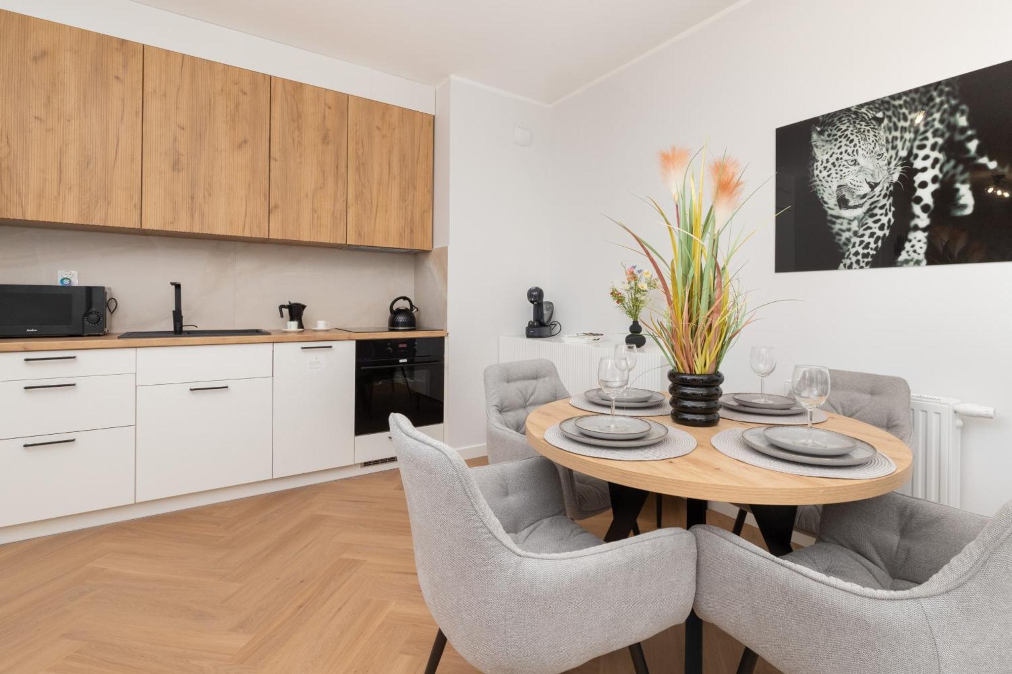 Nowa Letnica Comfortable Apartments With Balcony & Parking Gdansk By Noclegi Renters Exterior foto