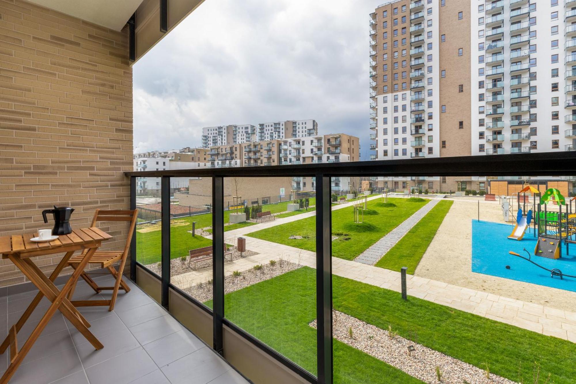 Nowa Letnica Comfortable Apartments With Balcony & Parking Gdansk By Noclegi Renters Exterior foto